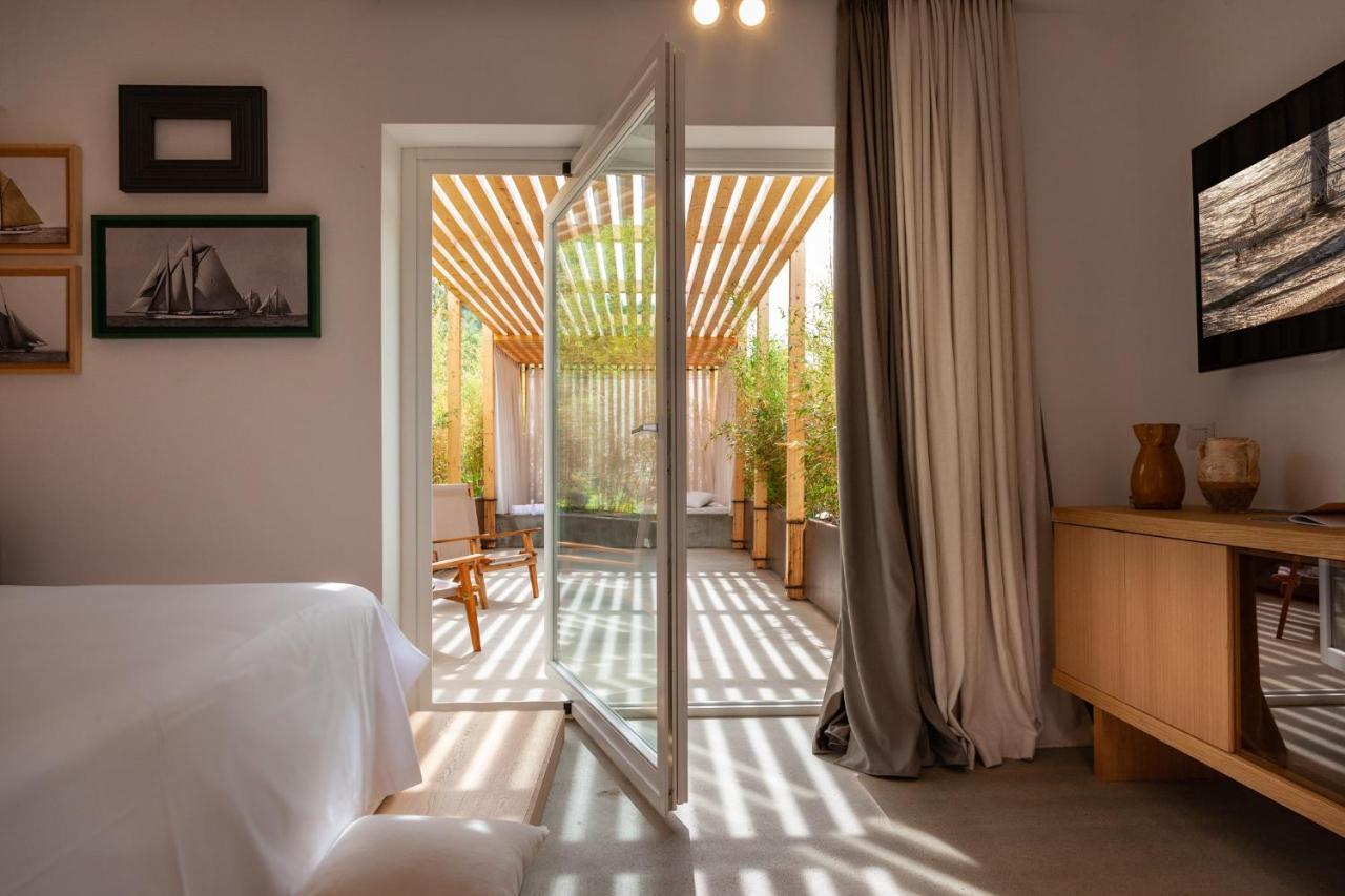 Praia Art Resort - Small Luxury Hotels Of The World (Adults Only) Le Castella  Exteriör bild