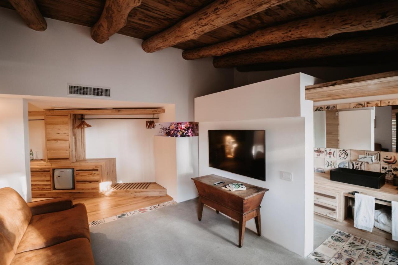 Praia Art Resort - Small Luxury Hotels Of The World (Adults Only) Le Castella  Exteriör bild