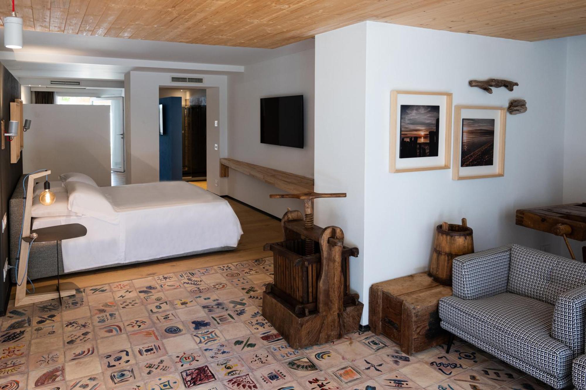 Praia Art Resort - Small Luxury Hotels Of The World (Adults Only) Le Castella  Exteriör bild