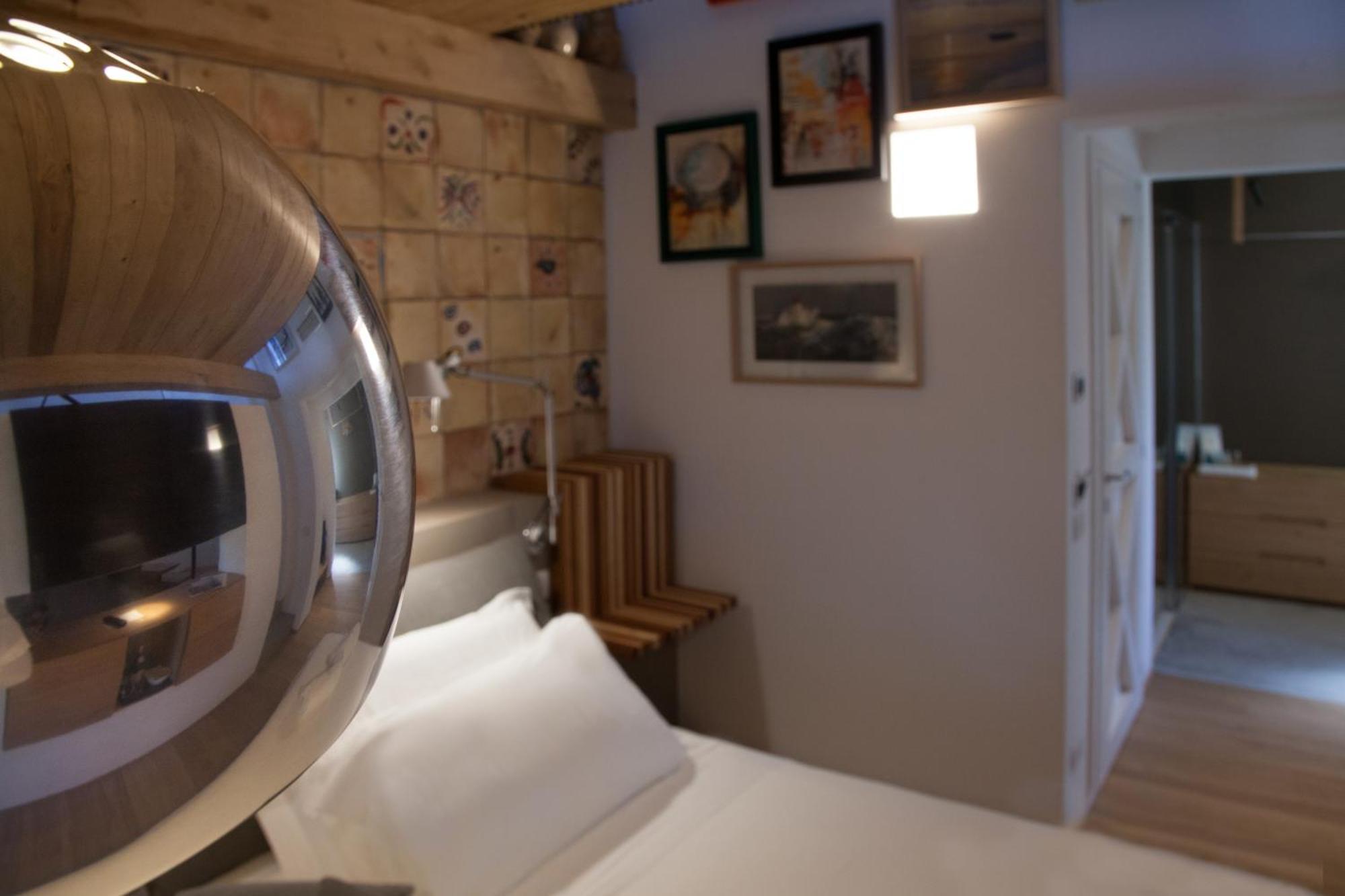 Praia Art Resort - Small Luxury Hotels Of The World (Adults Only) Le Castella  Exteriör bild