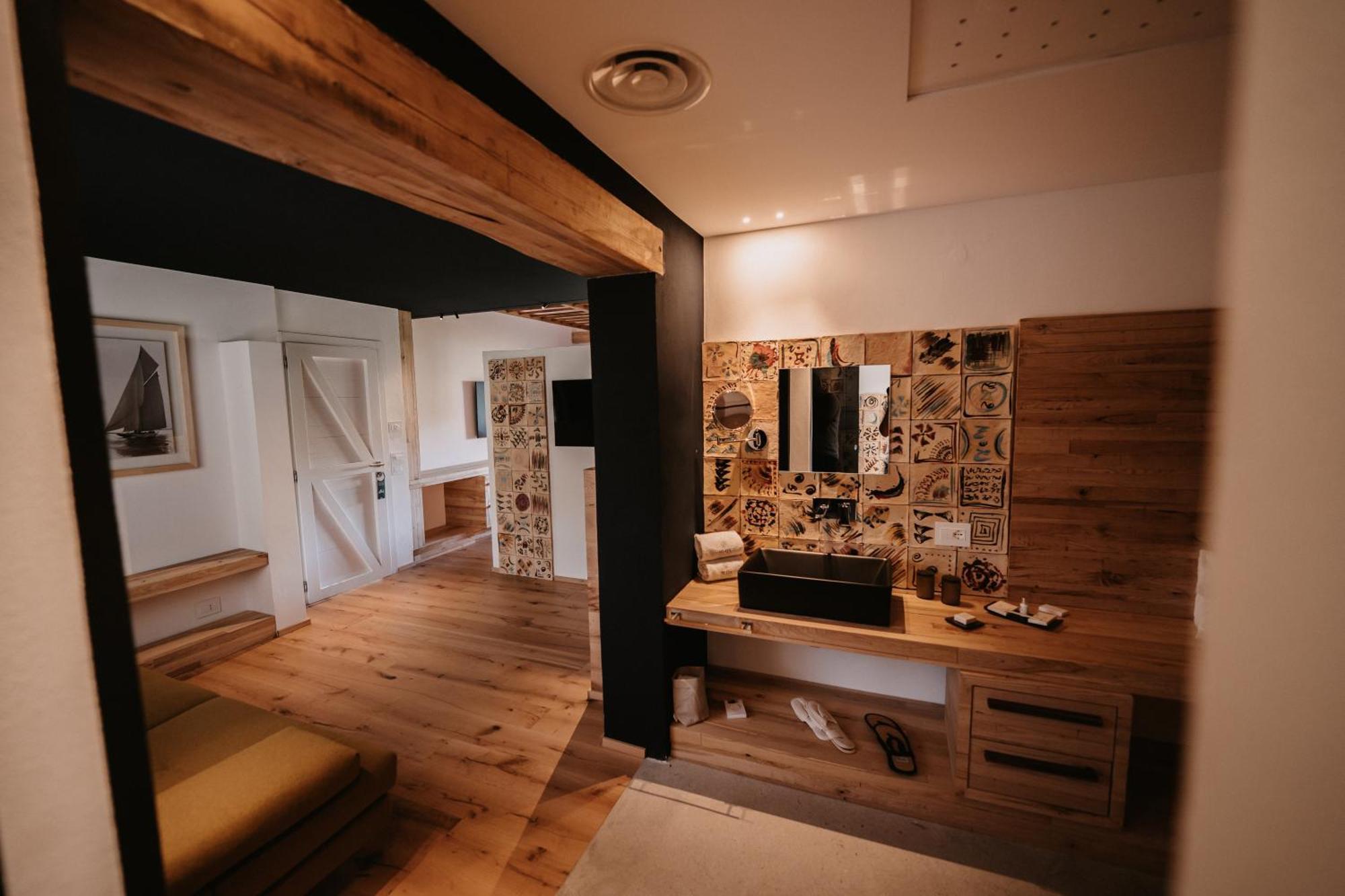 Praia Art Resort - Small Luxury Hotels Of The World (Adults Only) Le Castella  Exteriör bild
